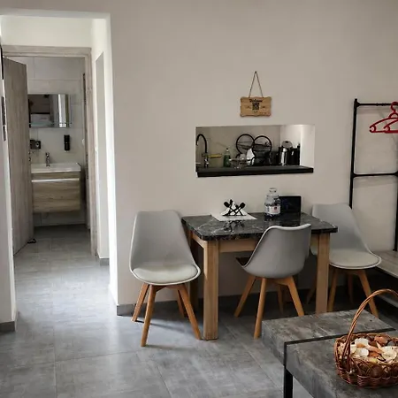 9-4 Private Case de vacanță
